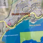 Apartament Duplex Proche Le Rayol-Canadel-sur-Mer